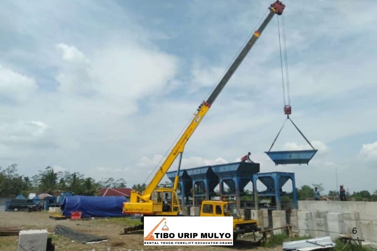 Sewa Mobile Crane 20 Ton Jogja