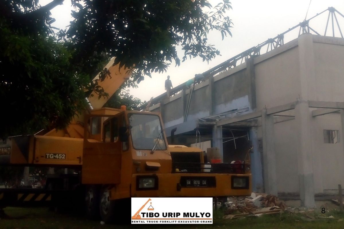 Aktivitas Proyek Sewa Crane Jogja